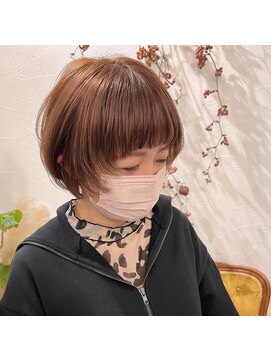 マウロア(MAULOA) 顔まわりで遊びを◎ ハイトーン×マッシュショート “浅田昌宏”