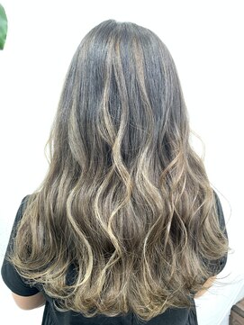 クラン ヘアーアンドスタジオ(CLAN hair & studio) ハイライトカラー