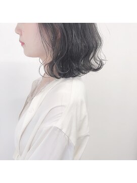 ガーランドウメダ(Garland umeda) リラックスウェーブ＿ミディアム＿000771