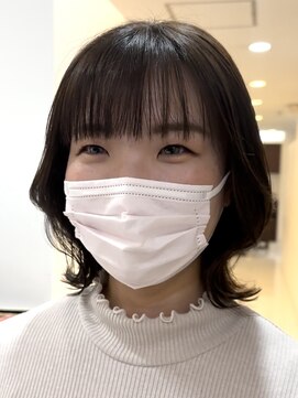 ラウレア(LAULEA) ウルフカット/くびれカット/韓国ヘア/外ハネカット/グレージュ