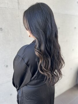 アチーブ ヘア デザイン(achieve hair design) 透け感暗髪黒髪アッシュ+ベージュイヤリングカラー ウェーブ