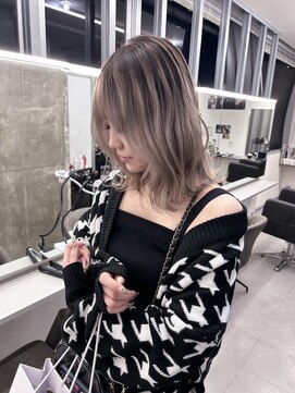 キング 梅田(K!ng) 【梅田】バレイヤージュミルクティーベージュ髪質改善