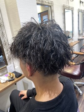 メレット(Meret) ツイスト&スパイラル