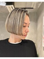 ブルックス&nbsp;ハイライト 切りっぱなしボブ ピンクブラウン 髪質改善