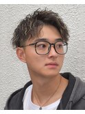 無造作ツイストスパイラル金メッシュツーブロックアップバング