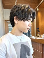 エリマバイフィフス 調布(elima by fifth) メンズパーマショートツイストスパイラルパーマセンターパート