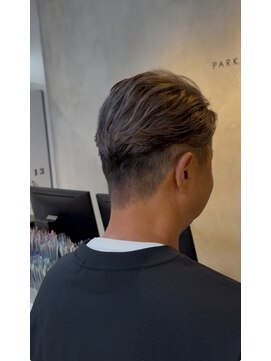 ヤード(YARD) ハイライト×センターパート×ツーブロック