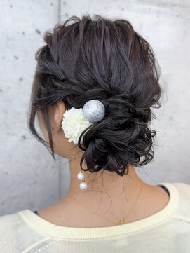 ビューブルー 亀戸錦糸町(VIEW BLUE) 小顔に見せるヘアセット/タイトで大人可愛い/結婚式/髪質改善