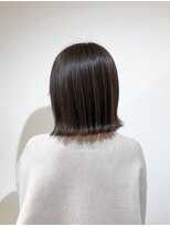 ノエル(noele)&nbsp;切りっぱなしボブ×オリーブグレージュ