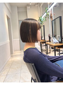リディー(Lidee) Lidee切りっぱなしボブインナーカラー