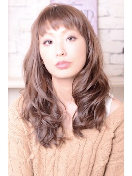 シェア(SHARE hair make works) 【SHARE】多面性のあるロングウェーブ