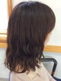 白馬美容室 肩の長さでハネやすい長さですが、パーマをかけることで解消。