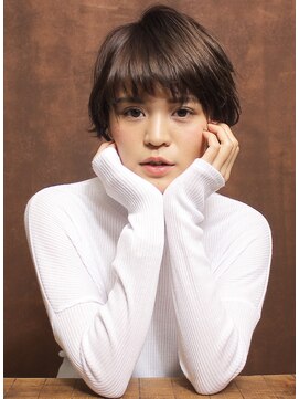 シアンデルカ(CYANDELUCCA) 大人の骨格矯正タイトショート