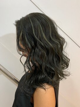 ホフ 大阪心斎橋店(F.O.F) カーキグラデーション【ホフ/大阪/心斎橋/難波】