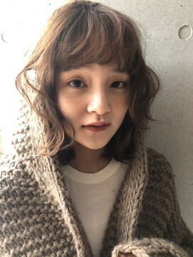 ヘア ヴィルゴ 吉祥寺(hair Virgo) 顔周りレイヤーの肩上ウェーブボブ