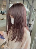 ピンクベージュ