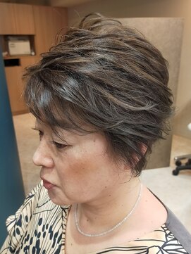 ヘアサロンアンドヘアメイクディー(hair salon hair make D) 仙台D ひし形ショートバレイヤージュ×グラデーションレイヤー