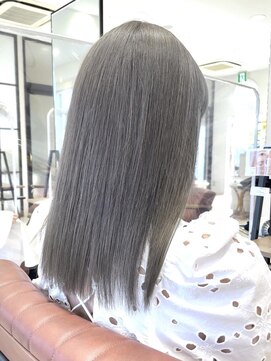 クアトログランシュ ひたちなか店(QUATRO×GranCieux) オリーブグレージュ(ブリーチ1-2回)