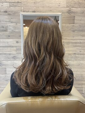 アルルヘアーオキナワ(ARURU HAIR) ハイトーンベージュ