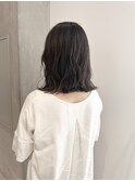 YOKE ブリーチなしアッシュグレージュ切りっぱなしボブ外ハネ
