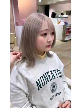 ユーフォリア 新宿店(Euphoria) ホワイトミルクティー