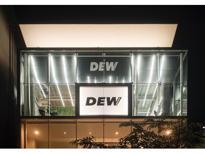 デュー 栄(DEW)の写真