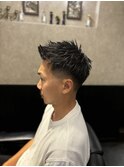 ツーブロスキンフェードアップバング