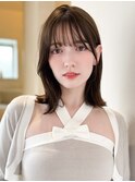 レイヤーカットシースルーバング大人ボブふんわりミディアム