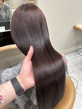 シカ 神戸三宮元町店(Cica) 神戸 三ノ宮 元町 髪質改善 透明感カラー