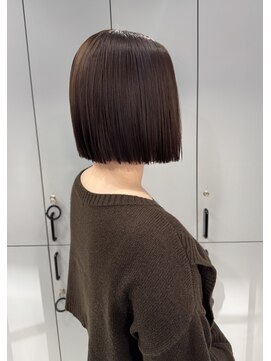 ウクラ バイ レシッド 池袋(uchla by rcid) 艶髪酸性ストレート☆切りっぱなしbob