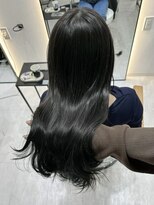 ジーナ 吉塚(Zina)&nbsp;暗髪 透明感 ダークアッシュ【福田れん】博多 吉塚 美容室