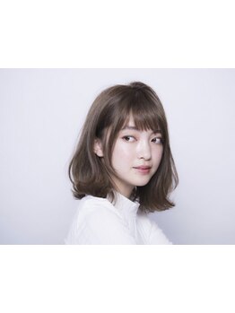 FELIZAなら明るい白髪染めもOK◎イルミナのグレイカラーも取扱いで透明感ある白髪染めが叶う♪