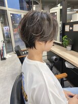 ジーニー 横浜(giinii)&nbsp;20代30代_ハンサムショート_グレージュ【横浜】ryota_hair