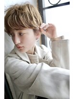 グランアージュ 船橋南口店(grandage)&nbsp;小顔ショートマッシュ/丸みショート/ペールベージュ[船橋]ss21