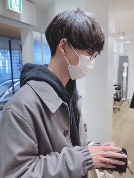 モリオフロムロンドン 松戸店(Morio from London) 【松戸 岩口】くせ毛風ツーブロックマッシュショート