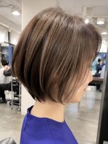 表参道白髪ぼかしハイライトカラー白髪染めレイヤーカット40代