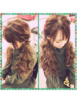 ヘアメイク アンク ルーズツインテール