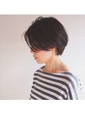 透け感を大切にしたショートボブ