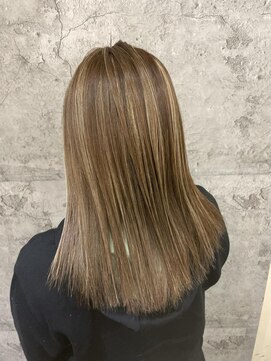 BL ブロッサム 高坂店(BL Blossom) ハイライト グラデーションで更に明るく