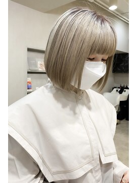 タイドヘア 茨木店(TIDE HAIR) ホワイトベージュ_シャドールーツ