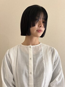 ホテリー(Hotely) mini bob×ぷつっと顔まわりレイヤー