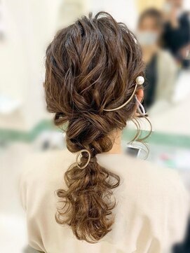 ブリエ(briller) MAMAMI/ゆるふわ/あみおろしポニー