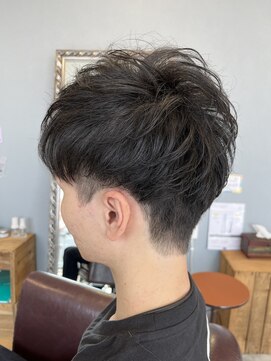 イズミー(is me.) 刈り上げマッシュ