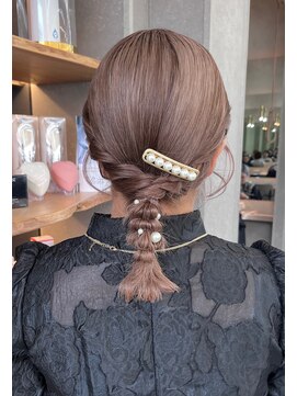 ロンド 表参道店(Lond) ミディアムでもできる編みおろし