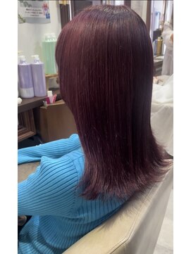 アイズウェスト(I's WEST) ボルドーカラー/チェリーレッド