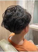 女性ウケ間違いなしのメンズパーマ
