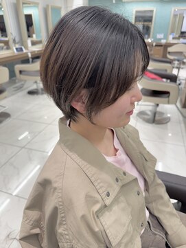 アッシュ 下北沢店(Ash) 柔らかい縮毛矯正の耳掛けショートボブ