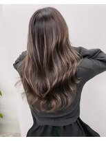 ジルブラン(JIL BLAN)&nbsp;ハイライトバレイヤージュダブルカラーショートカット30代40代