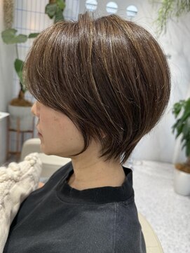 レジット 海老名(Legit) 30,40,50代◎白髪ぼかしハイライト/ショート/長め前髪