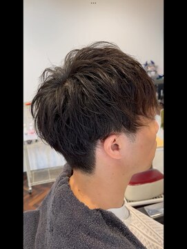 エイチピーラヴクラフト(H. P. Lovecraft) 刈り上げ